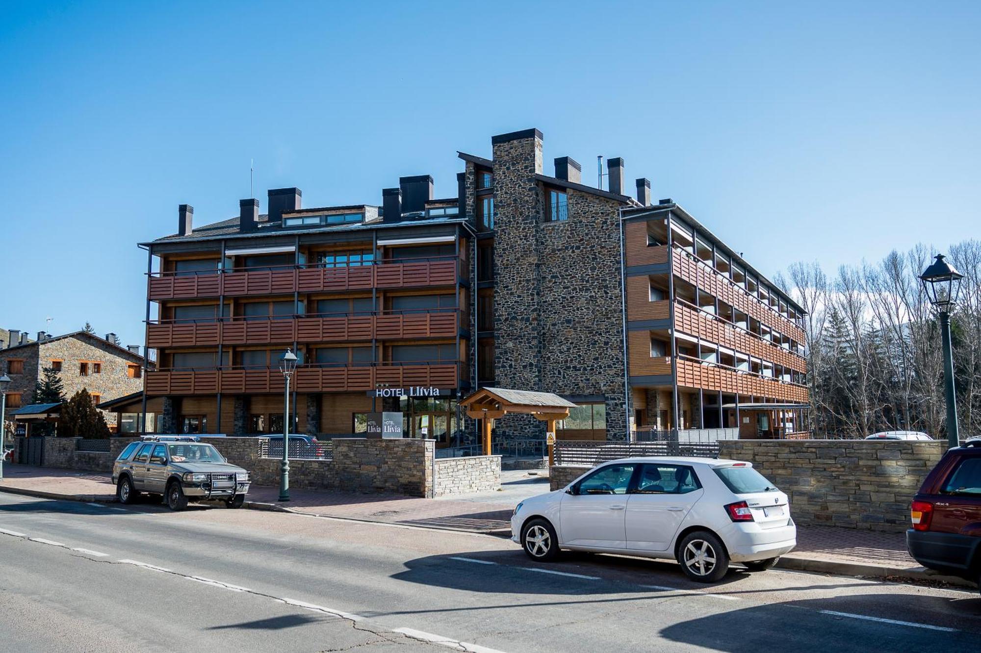 Hotel Llivia Exterior foto